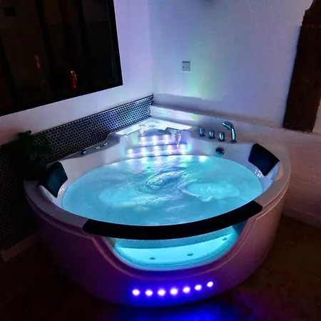 Apartment Le Beauvoisine - Jacuzzi Sauna Centre Free Parking Rouen